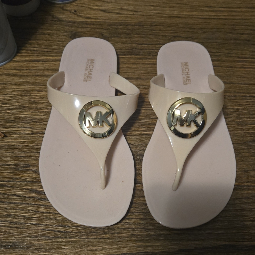 Michael Kors Soft Pink Jelly Logo Thong Sandals with Gold MK Emblem